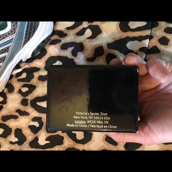 Victoria Secrets Gold Cuff - Picture 3 of 4